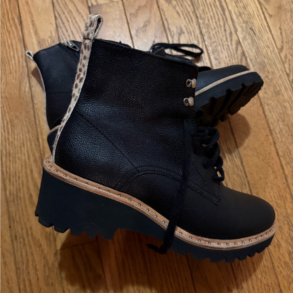 Dolce Vita Stylish Black Ankle Boots